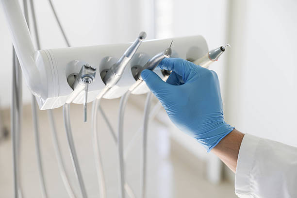 Professional Emergency Dentist technician working in Jurupa Valley, CA